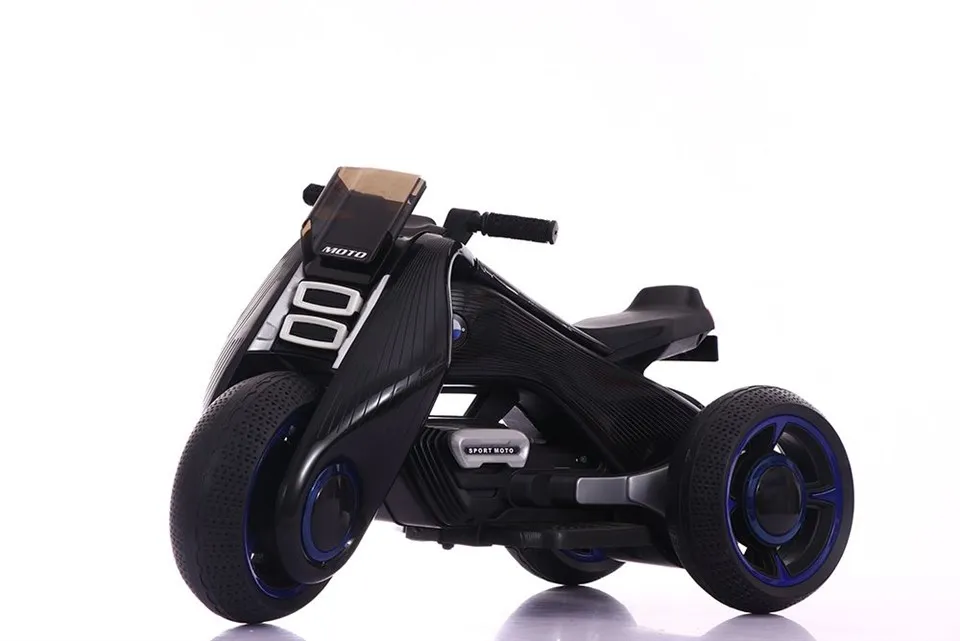 Motocicletes elèctriques amb música